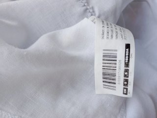 Blusa blanca estilo ibicenco bordada