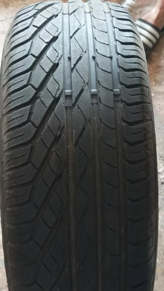 Neumático 255/60 R18 2 und