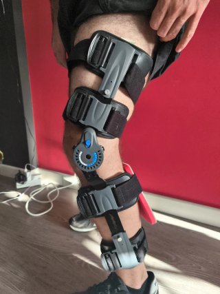 Ortesis para ligamento cruzado (ortopedia)