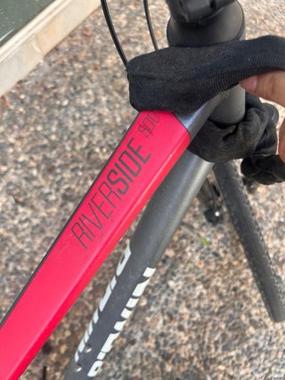 Bicicleta Híbrida Riverside 500
