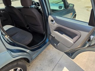 Ford Fiesta 2003