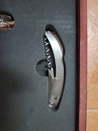 Set Accesorios Vino Caja Madera