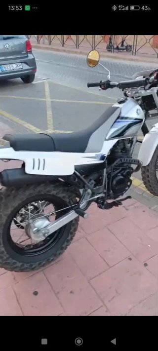 Yamaha TW200 Plata/Blanco Enduro