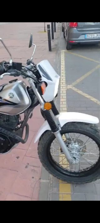 Yamaha TW200 Plata/Blanco Enduro