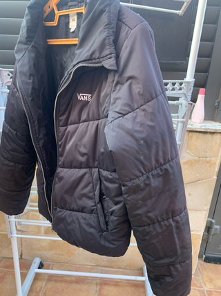Chaqueta Vans Negra.