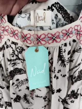 Blusa estampada con bordado Nüd by NKN Talla S