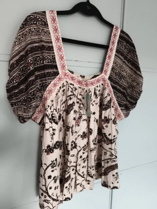 Blusa estampada con bordado Nüd by NKN Talla S