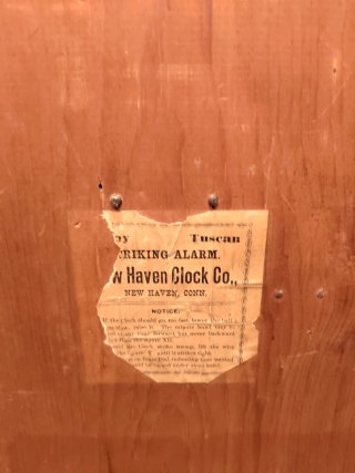 Reloj de pared New Haven antiguo