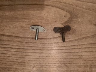Reloj de pared New Haven antiguo