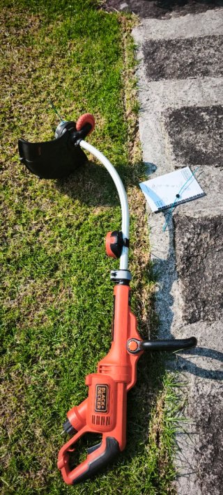 Desbrozadora Eléctrica BLACK+DECKER GL9035-QS