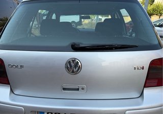 Volkswagen Golf 2001
