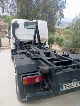 Nissan Cabstar 2003 multilift