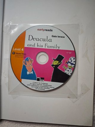Dracula and His Family. Book + CD