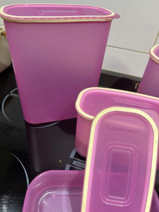 Set Tupperware Rosa y Morado Plástico