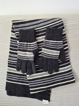 Lote Zara bufanda, guantes y chaleco rayas