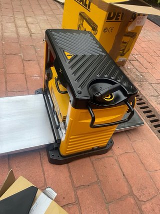 Cepilladora Dewalt DW733-QS