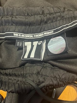 Pantalón chándal 11 Degrees Negro