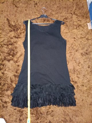 Vestido negro XL con volantes