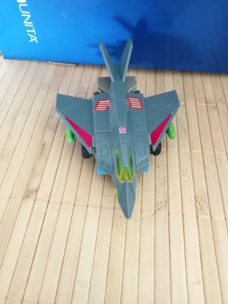 Transformers G1 predator falcon