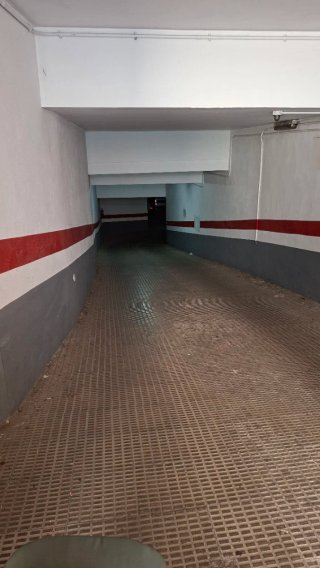 Garaje con trastero. Calle Amistad (Huesca)