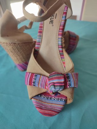 Sandalias cuña Kokue Talla 41
