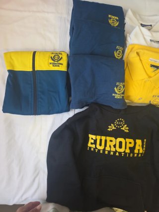 Uniforme Colegio Europa Talla 10