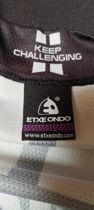 Maillot Etxeondo Giant Alpecin