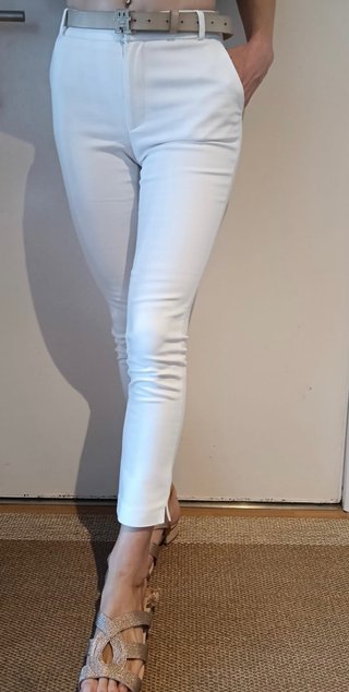 Pantalones vaqueros blancos rectos talla 32.