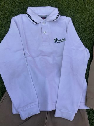 Lote uniforme Fundación Escuela Teresiana