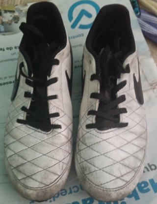 Botas de fútbol Nike Talla 34