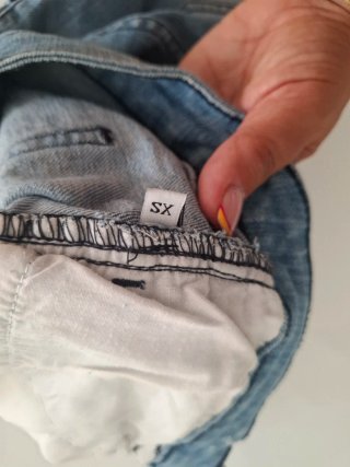 Shorts jeans donna con fiori