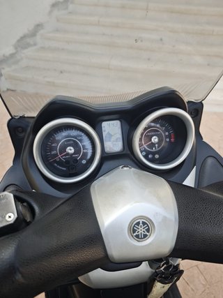 Yamaha XMAX 250 Negra
