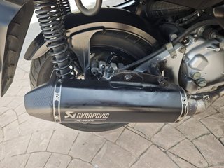 Yamaha XMAX 250 Negra