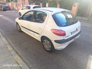 Peugeot 206 2002