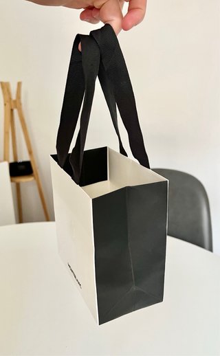Bolso de papel marca Montblanc