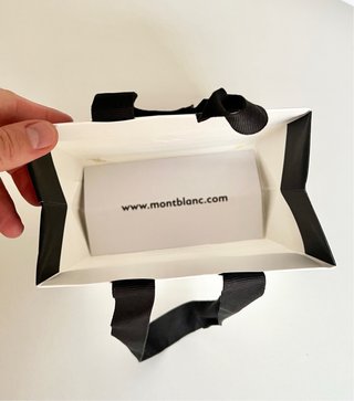 Bolso de papel marca Montblanc