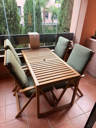 Mesa y 4 Sillas Plegables Exterior