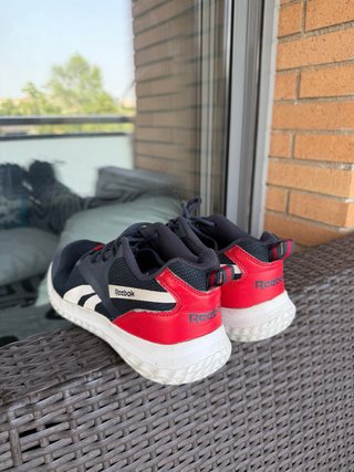 Zapatillas Reebok Azul y Rojo