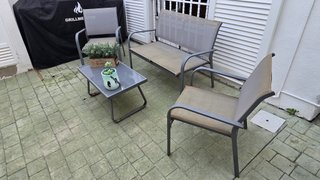 Mesa y Sillas de Jardín