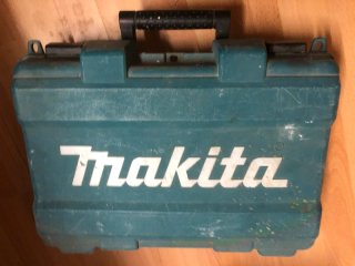 Taladro Atornillador Makita 14.4V con Cargador