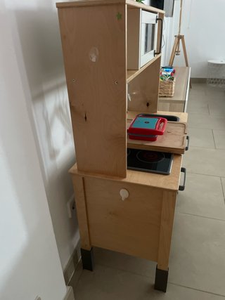 Cocinita infantil de madera