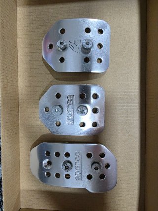 Pedales Sparco Aluminio Edición Carlos Sainz