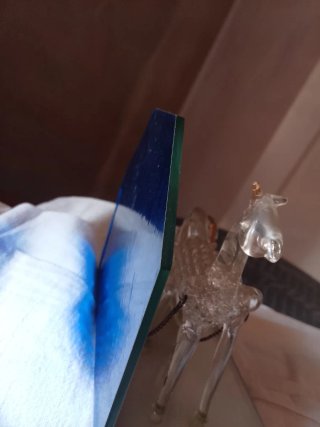 Figura in vetro con specchio cavallo