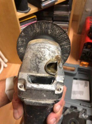 Amoladora Ryobi con maletín