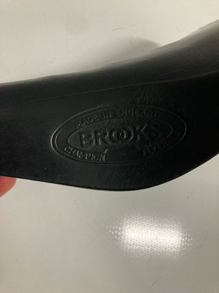 Sillín Brooks Flyer Negro.