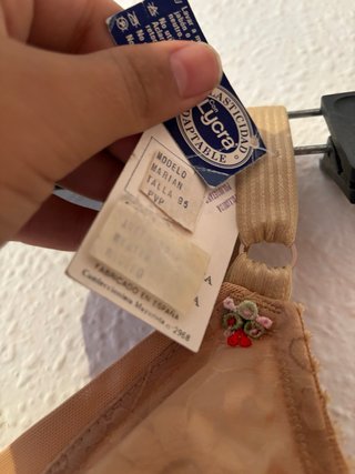 Faja reductora beige con cremallera