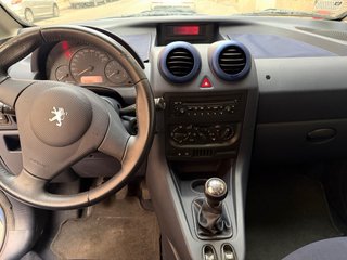 Peugeot 1007 2006