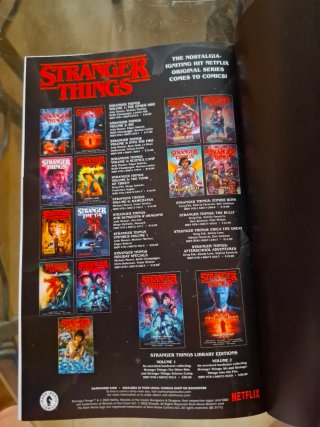 Stranger Things Holiday Specials (Graphic Novel)