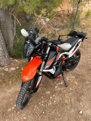 KTM 890 Adventure R 2022 Naranja/Blanca