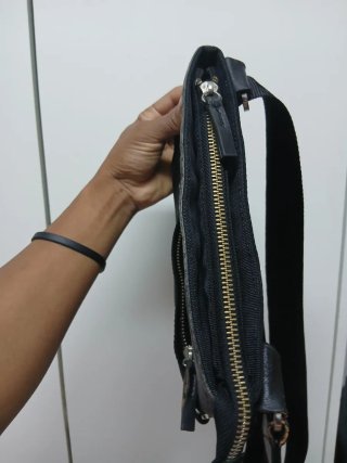Bolso bandolera Guess Negro